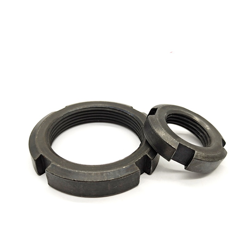 Dobbelt sikret rund låsemutter med slisse