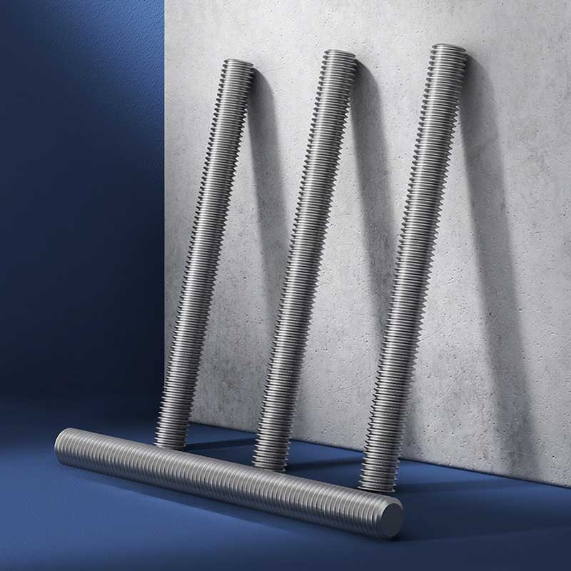 Fullt gjengede pigger med oval punkt